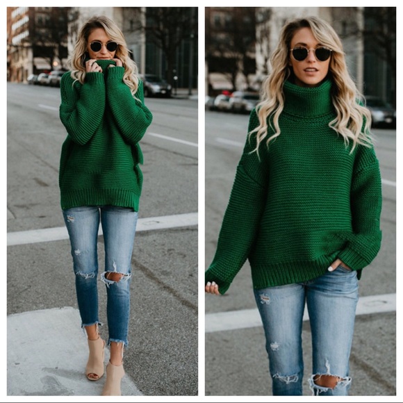 ROLAND- Wide Knit Turtleneck Sweater - Picture 3 of 6